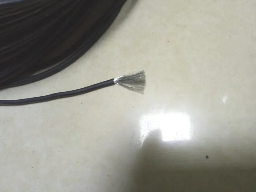 1 Катушка 200 м 3KV DC 18AWG Высокое напряжение силиконовая линия красный провод кабель