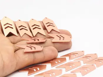 

...10pcs.. Raw Copper Arrow Chevron charms (15x30x0.80 mm) D490