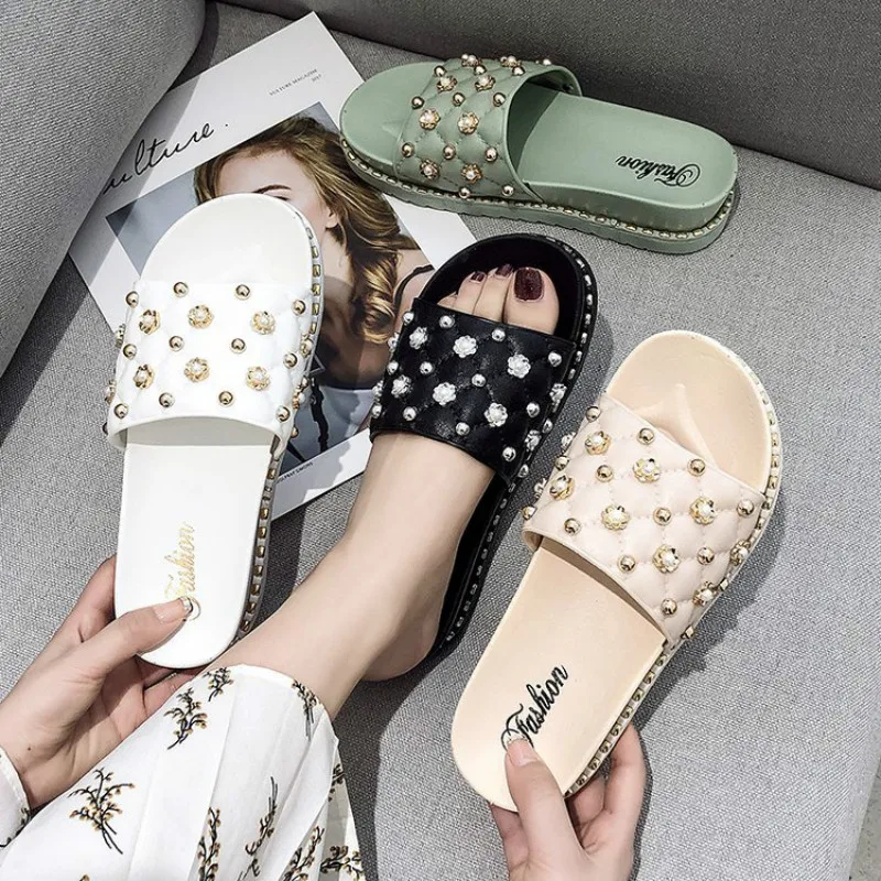 

Fashion Luxury brand Flip Flops Summer Women Slippers Female Crystal Flat Rhinestone Thick Bottom Bling Beach Slides