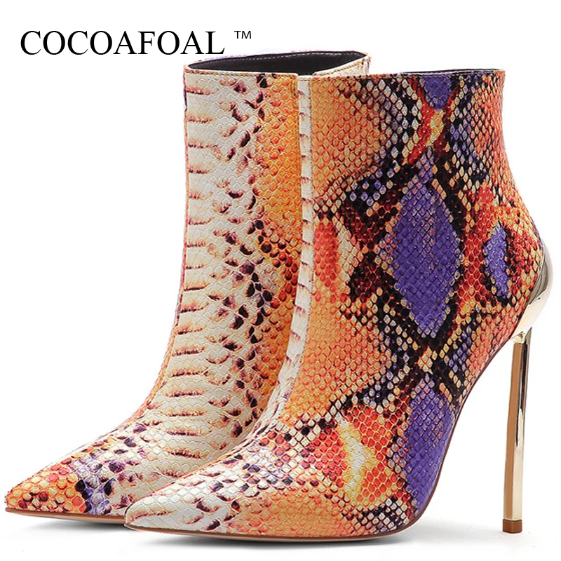 

COCOAFOAL Autumn Snakeskin Women's Ankle Boots Woman High Heels Shoes Metal Decoration Martin Boots Snakeskin Chelsea Boots