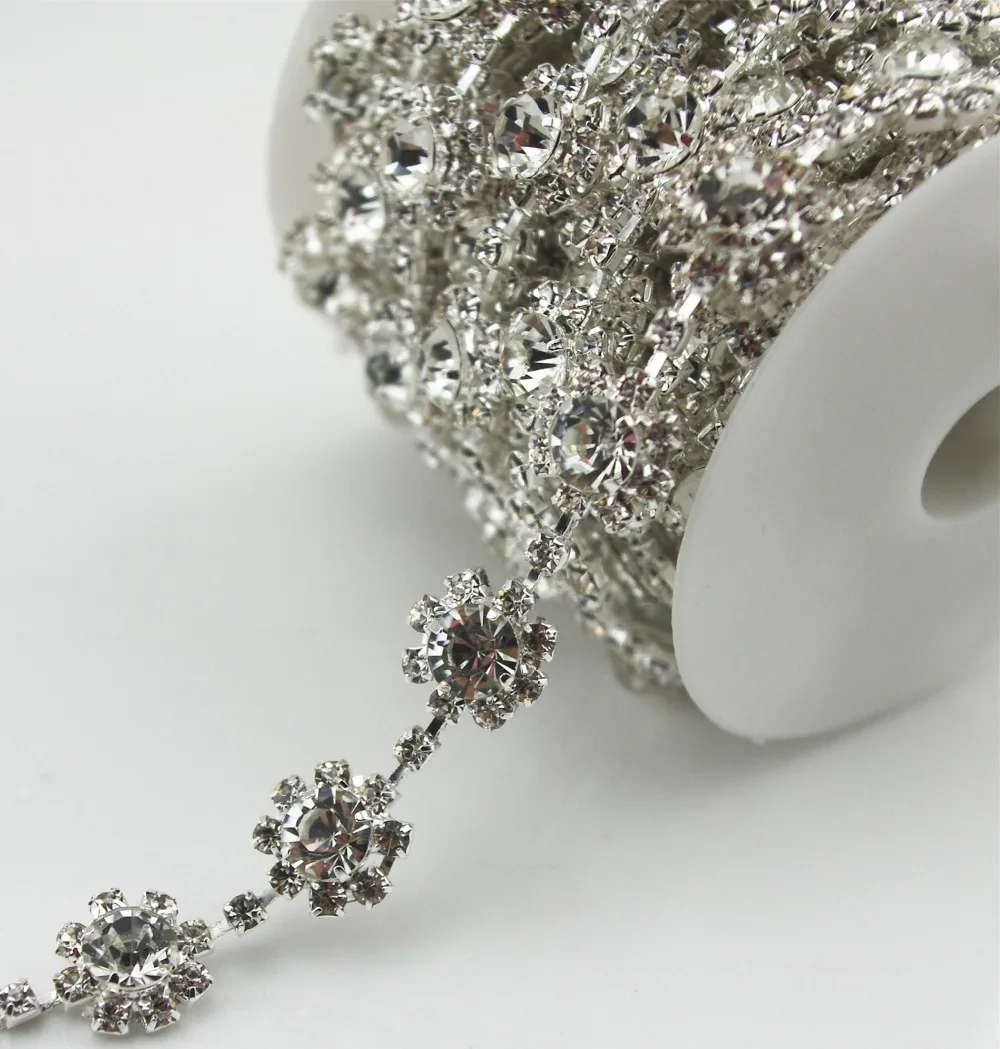 

Crystal Rhinestone Trim Sunflower Silver Chain SewingTrims Cake Decoration lz125