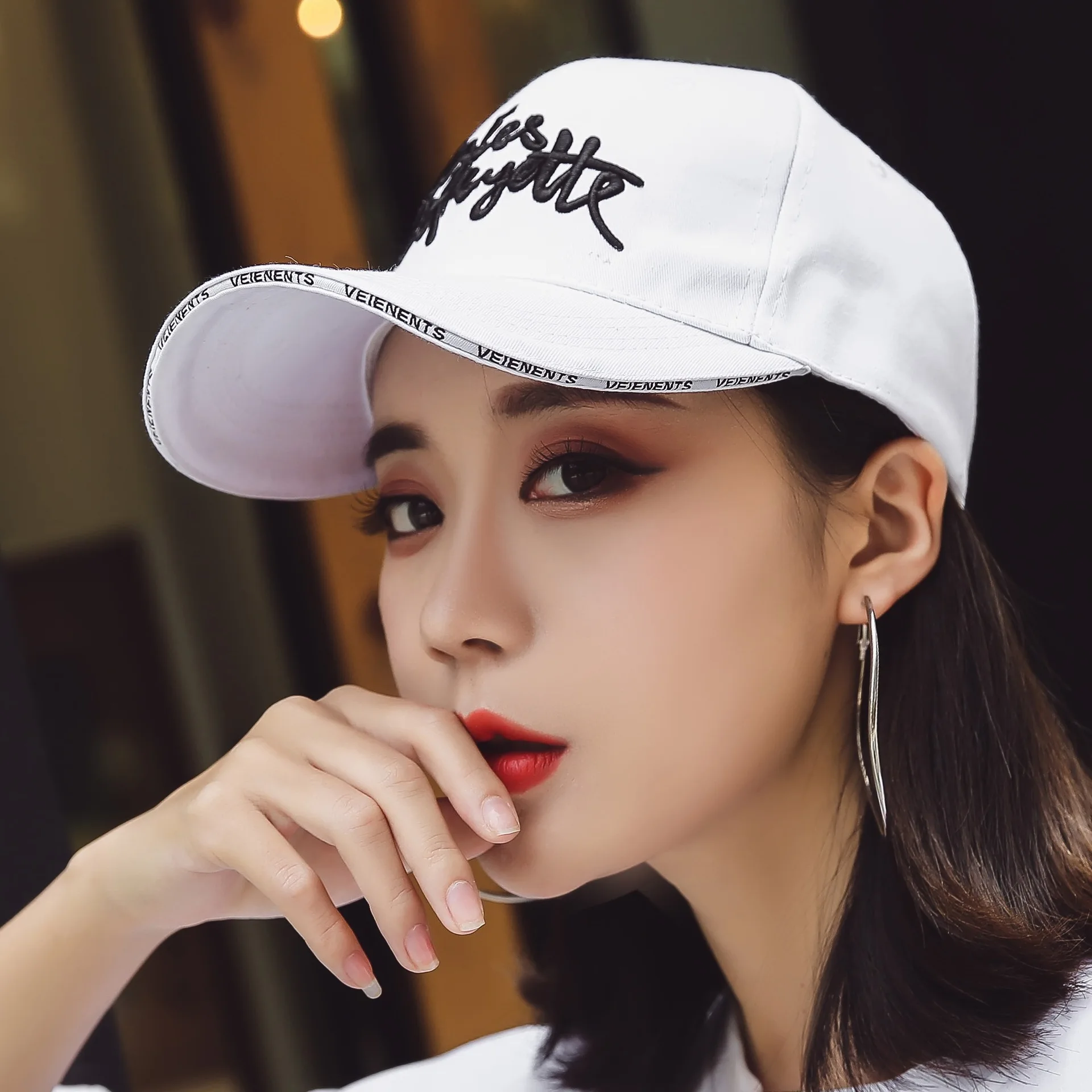 

Summer baseball hat hip hop for men and women couples curved hats hats fashion wild sun shade sun hat
