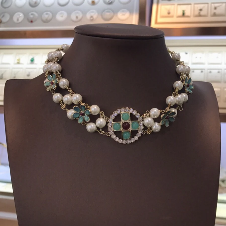 

2019 Latest Brand Autumn Winter Runway Show Necklace Luxury Romantic C Choker For Women Fashion Elegant Pearl Jewelry