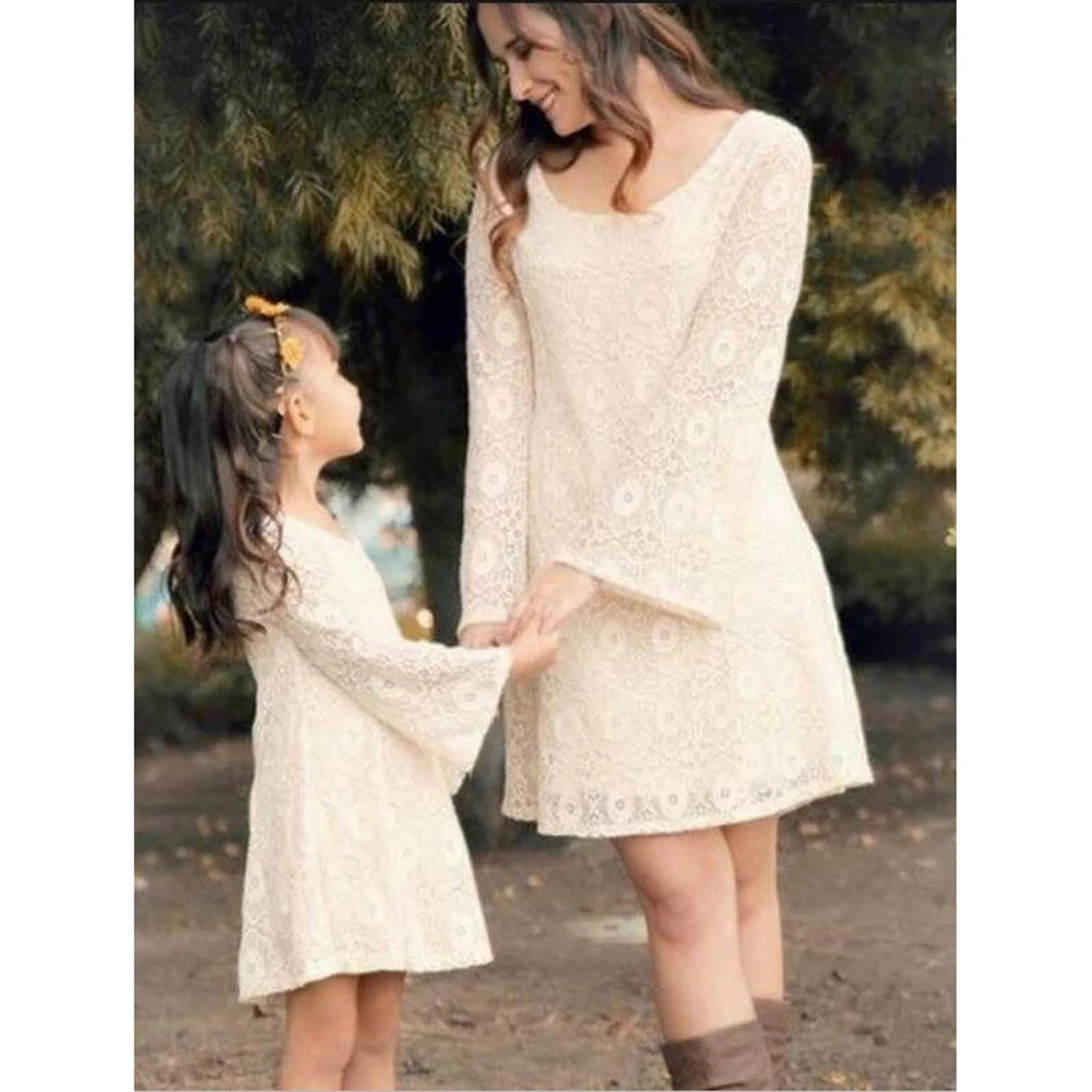 

Elegant Lace Family Dress Mother Daughter Summer 2019 Family Matching Clothes Mom Daughter Dress Slim A Dress Family Clothing
