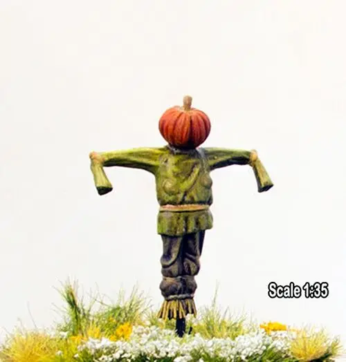 

1/35 Scale Unpainted Resin Figure scarecrow