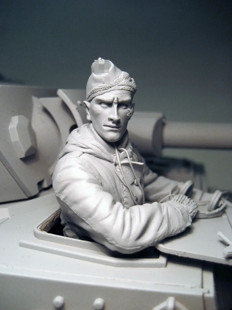 

1/16 Scale Resin Figure Tanker