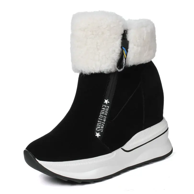 Новая зимняя женская обувь на толстой мягкой подошве туфли-лодочки из коровьей замши на танкетке и высоком каблуке ботильоны на платформе с теплым мехом высокие ботинки-оксфорды в стиле панк