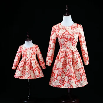 

Mother and Daughter Dresses Clothes Family Matching Outfits Spring Autumn Long Sleeved Dress Parent Children Mum Girls Dress