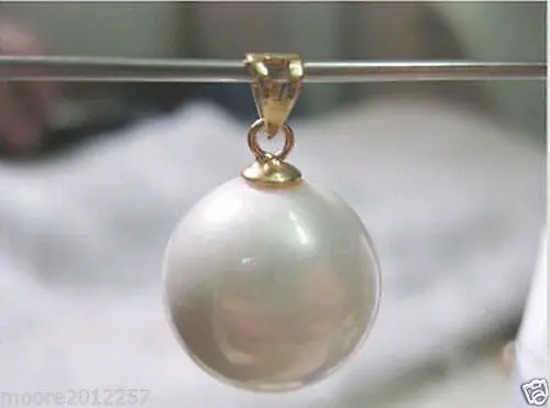 

20 MM ROUND HUGE BEAUTIFUL WHITE SOUTH SEA SHELL PEARL PENDANT NECKLACE