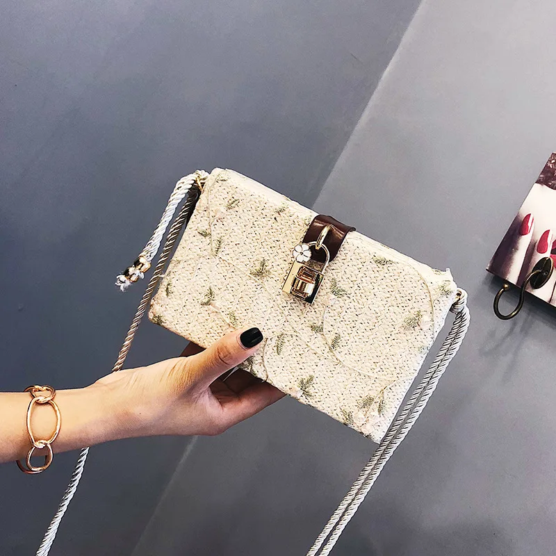 

Women 2019 Fashion Weaving Small Square Bag Luxury Handbags Female Straw Shoulder Bag Designer Women Messenger Bags Summer Bag