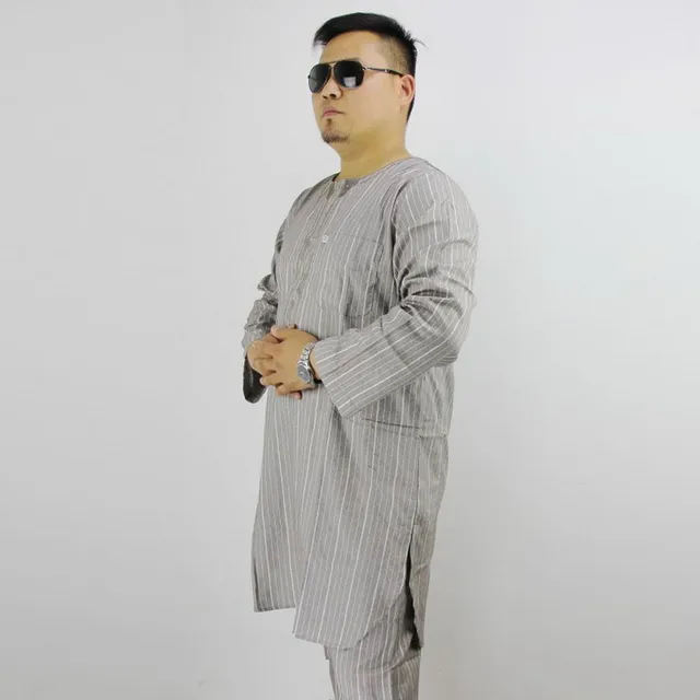 How Do Muslim Men Dress