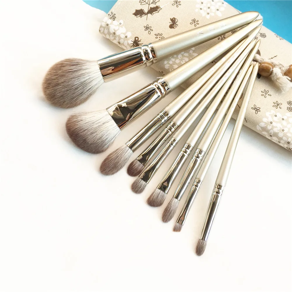 Online MyDestiny Die Luxuriöse Fox Haar Pinsel Set 9 Pinsel Seidige Touch Professionelle Pinsel Kit Schönheit Make Up mixer Werkzeuge