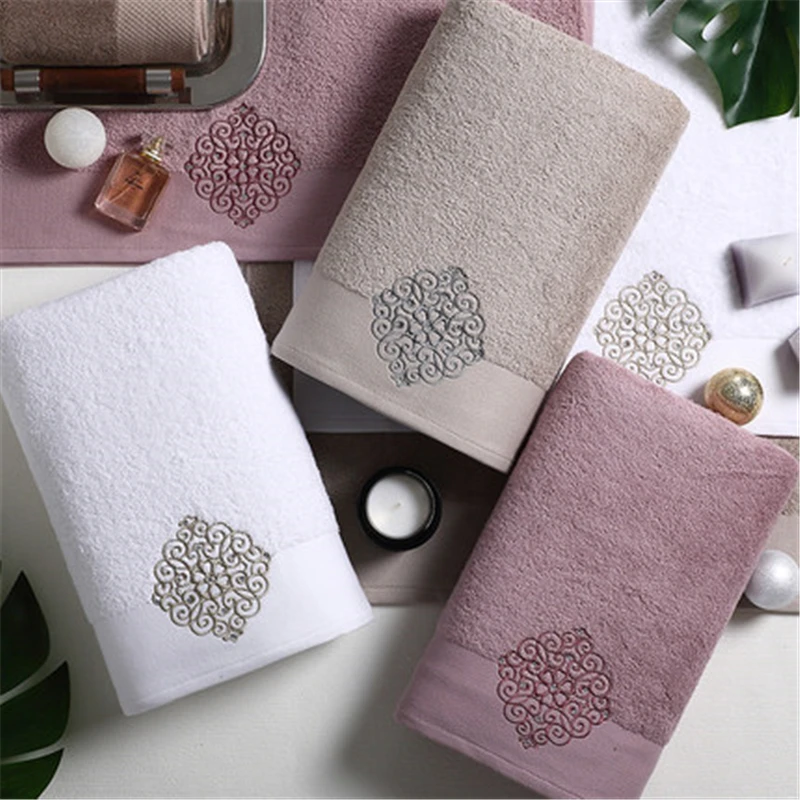 NEW Five star hotel Turkey imported embroidered bath towel adult male