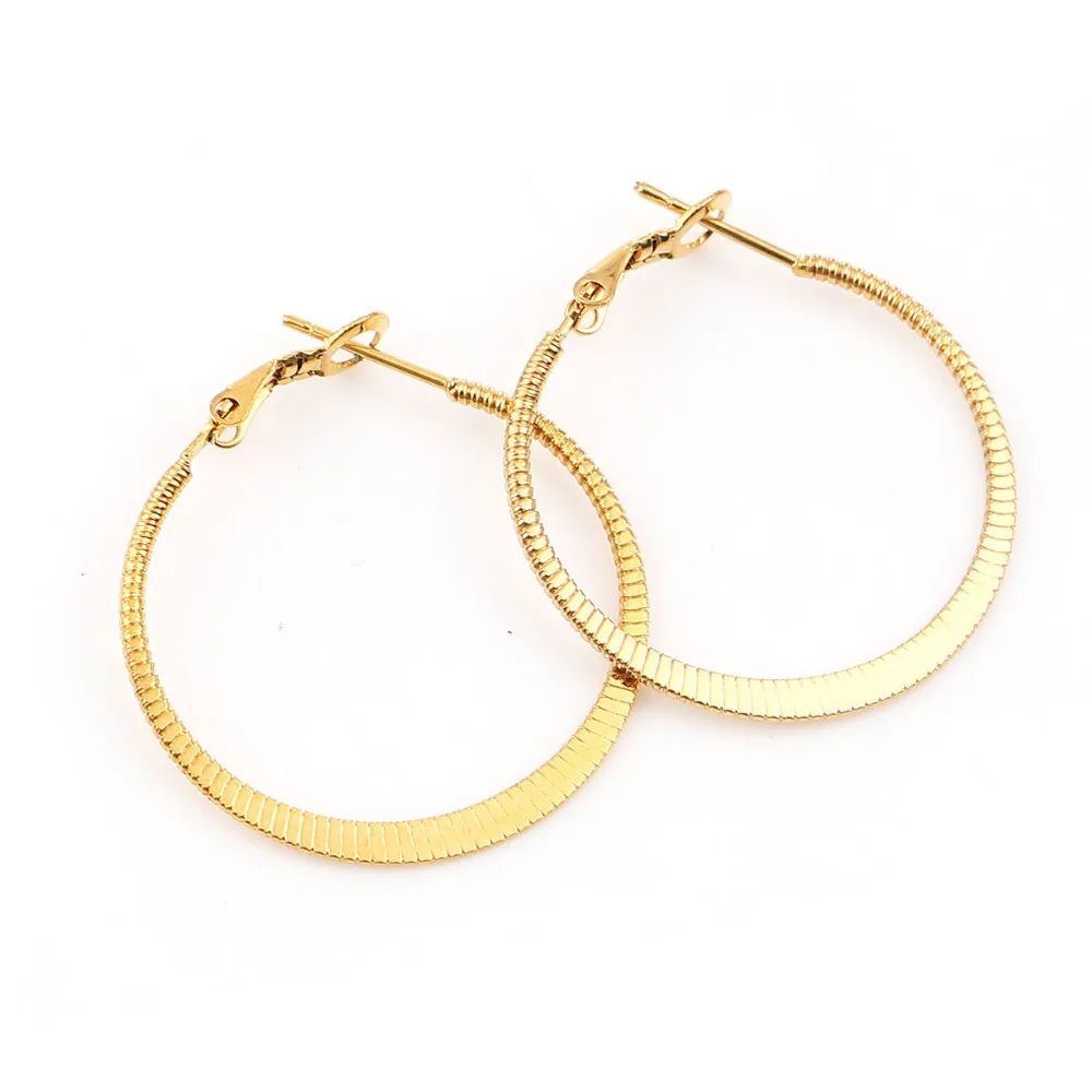 8Seasons Stainless Steel Stud Earrings Gold Color Round Spiral Flat