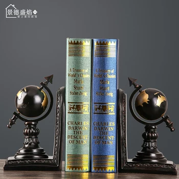 

European Creative Studio Decoration Globe Bookshelves Nordic Office Books Limei American Soft Decoration Retro Bookshelves