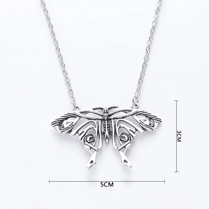 

Best Mamma Mia Silver Chain Antique Butterfly Pendant Yong Donna's Big Butterfly Necklace Classic Jewelry Accessories Women Gift