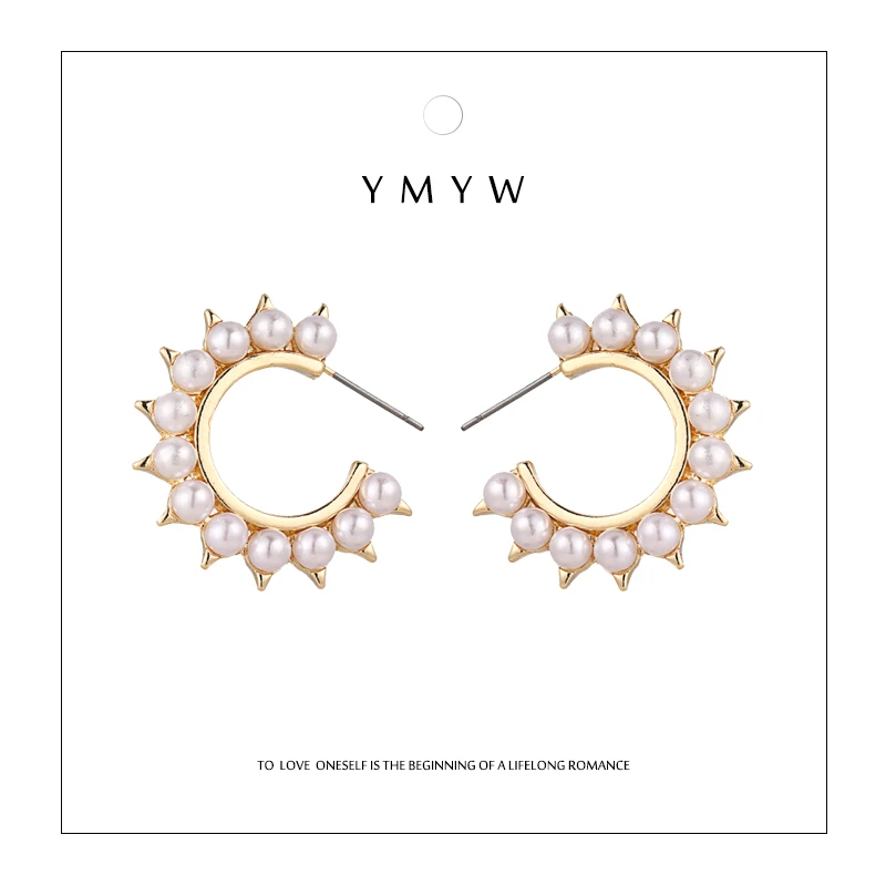 

YMYW Fashion Charm Imitation Pearls Chic Stud Earrings Trendy Korean Geometric Round Small Romantic Earring Women Party Jewelry