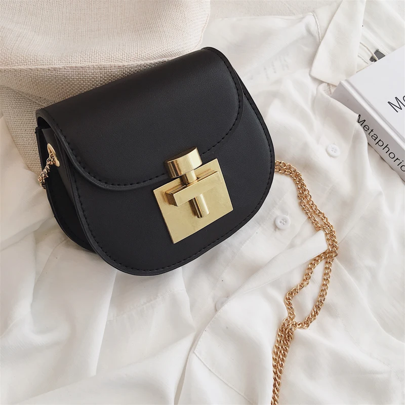 سلاسل البسيطة Crossbody حقيبة للنساء 2019 حقيبة يد فاخرة حقائب النساء مصمم قفل السرج حقيبة البيج الأسود الوردي الأخضر Sac الرئيسية