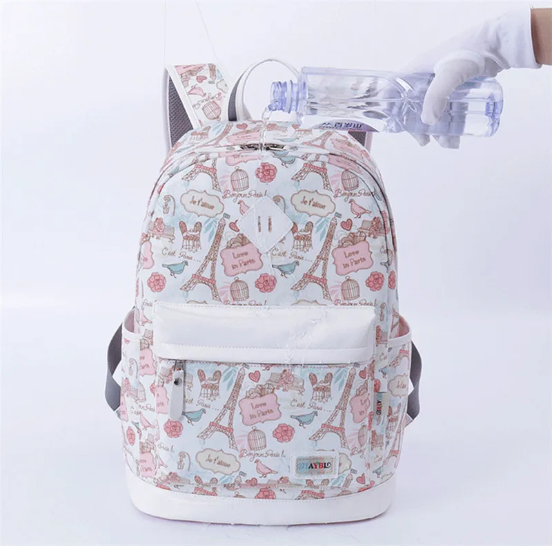 2573953722_2122330461