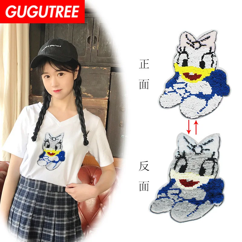 

GUGUTREE embroidery Sequins big duck patches animal cartoon patches badges applique patches for clothing XC-153