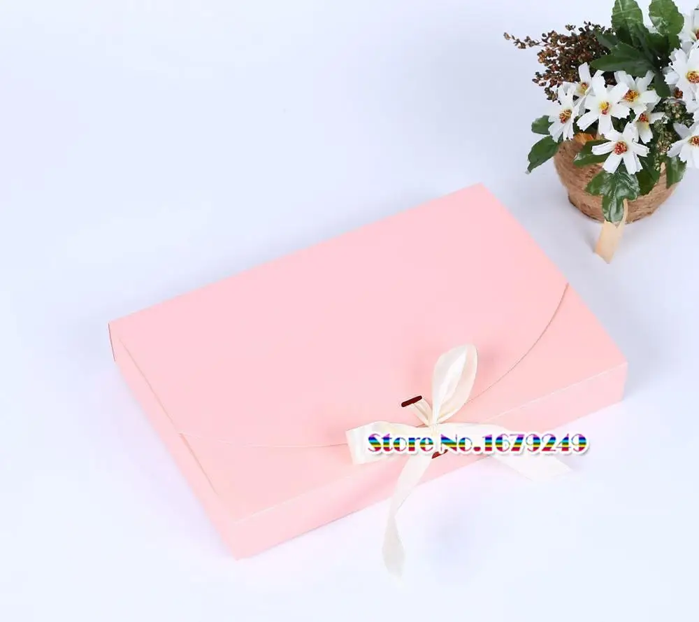 

26x17.5x3.5cm Envelop paper box with ribbon, Gift Box Scarf clothing Packaging Paper Box,Underwear snake food packing box 50ppcs