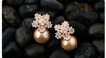 

Red apple big snow imitation pearl 12565700021330 upscale boutique stud earrings