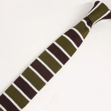 Для мужчин оливковое зеленый Галстуки в полоску классической вязать галстук тонкий Тощий Вязаные Галстуки Жених Свадебная вечеринка Бизнес галстук ZZLD122