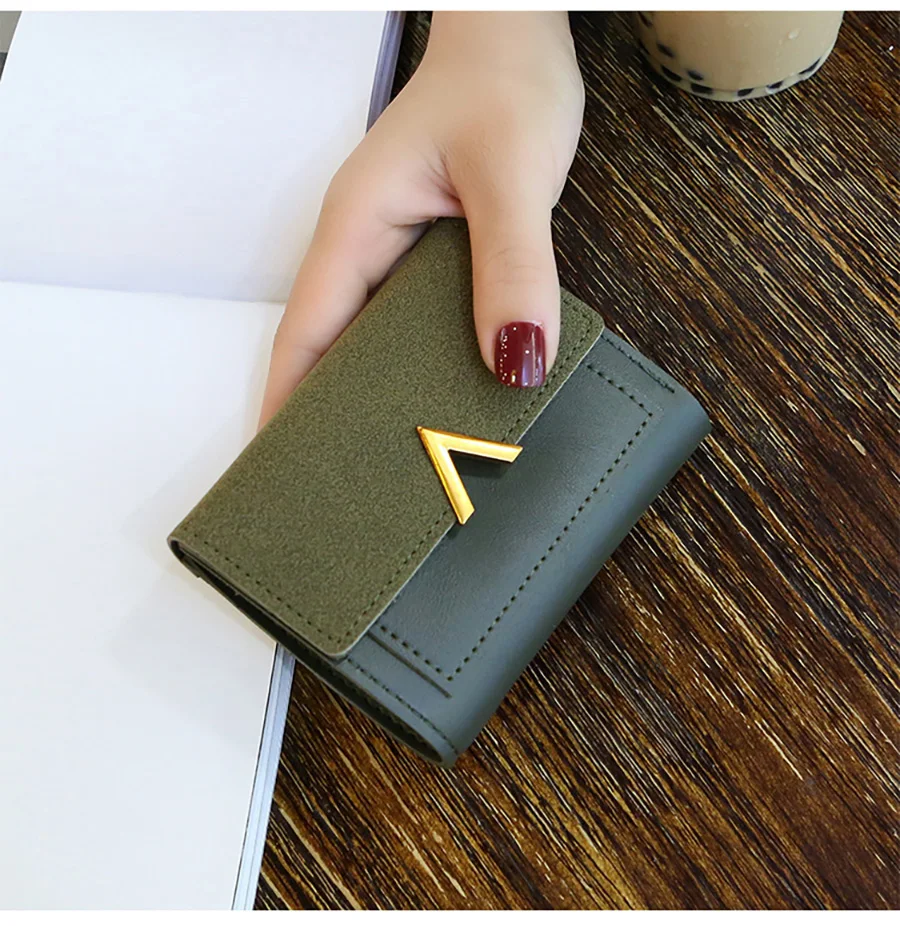 Solid Leather Small Women Wallet Mini Ladies Metal V Purses Short Female Coin Purse Credit Card Holder Wallets for Women B246