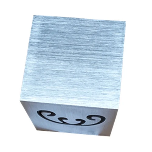 D02037 (13)