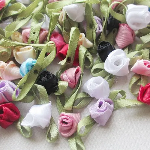 

20pcs Mini Satin Ribbon Fancy Ribbon Rose Appliques Wedding Ornament