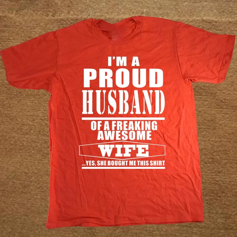 Новинка, футболка с надписью «Proud Man Of A Black Awesome Wife GIFT», Мужская забавная футболка, Мужская одежда, футболка с коротким рукавом - Цвет: red
