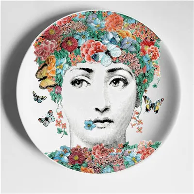 Fornasetti декоративные тарелки, настольные украшения, настенные подвесные тарелки, образец комнаты, фон для дома, отеля, украшения, аксессуары - Цвет: 1