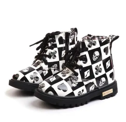 

Black and white grid heart poker print children Martin boots 2019 Autumn baby boys and girls shoes Halloween gift boot
