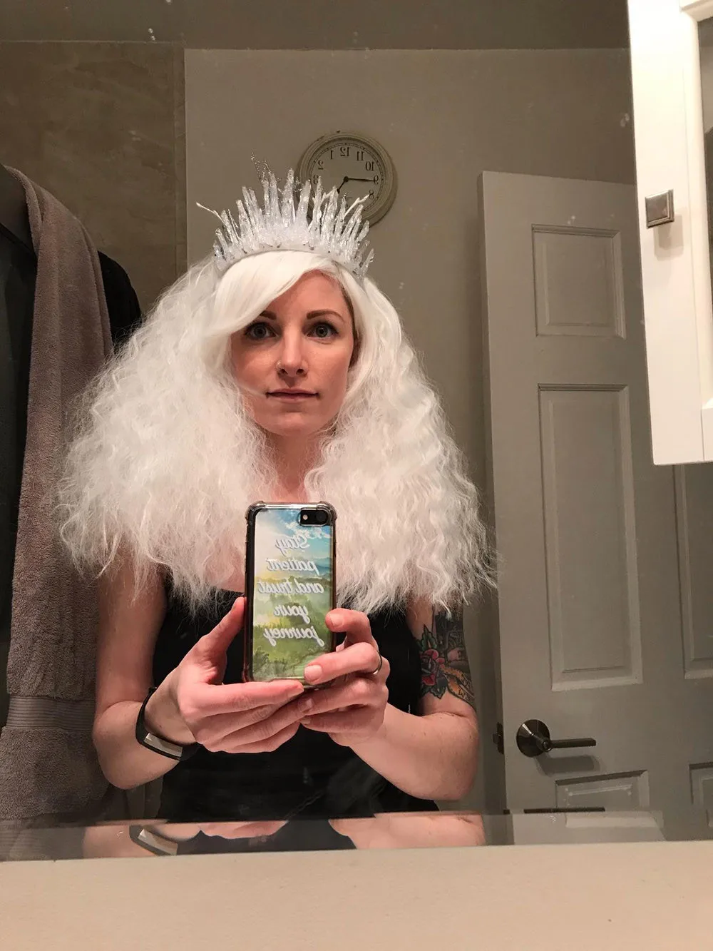 2018 New Style Themed Party Or Daily Costume Soft Wigs Short Fluffy Cosplay Wig with Bangs Costumes For Women Gift Dropshipping 2018 New Style Themed Party Or Daily Costume Soft Wigs Short Fluffy Cosplay Wig with Bangs Costumes For Women Gift Dropshipping