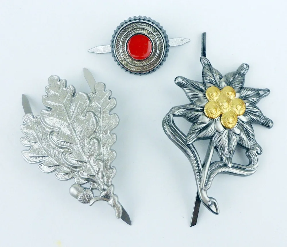 

Set WWII German M43 Edelweiss Sniper Cap Badge Pin Flag insignia