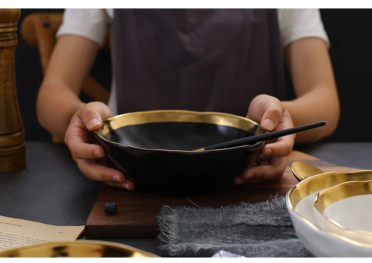 Gold-Ceramic-Bowl_09