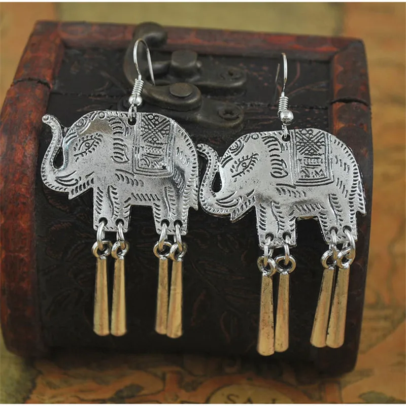 

Metal elephant earrings retro long tassel pendant earrings small elephant figurine pattern silver color piercing ear cartilage