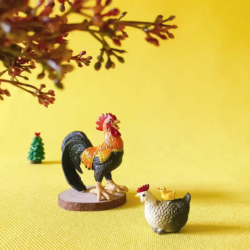 1 pces/galo/galinha com pintainho/miniaturas fantasia/animais encantadores/jardim de fadas gnome/musgo terrário decoração/artesanato/bonsai//modelo/brinquedo
