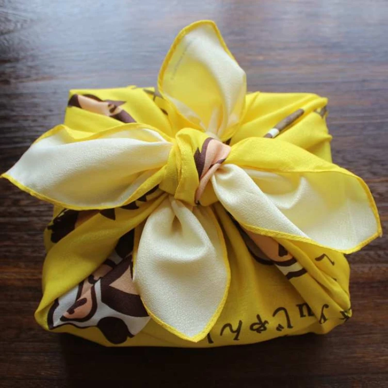 

Furoshiki polyester 100% 70cm / printed