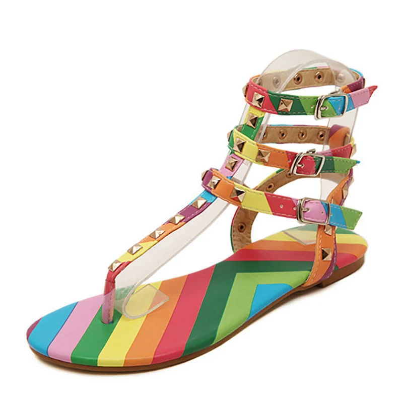 tom's monica wedge