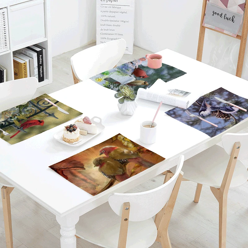 

Cute Bird Meal Cloth 42 * 32 CM Warm Simple Magpie Parrot Swallow Happy Playful Comfortable Linen Home Tablecloth Decoration
