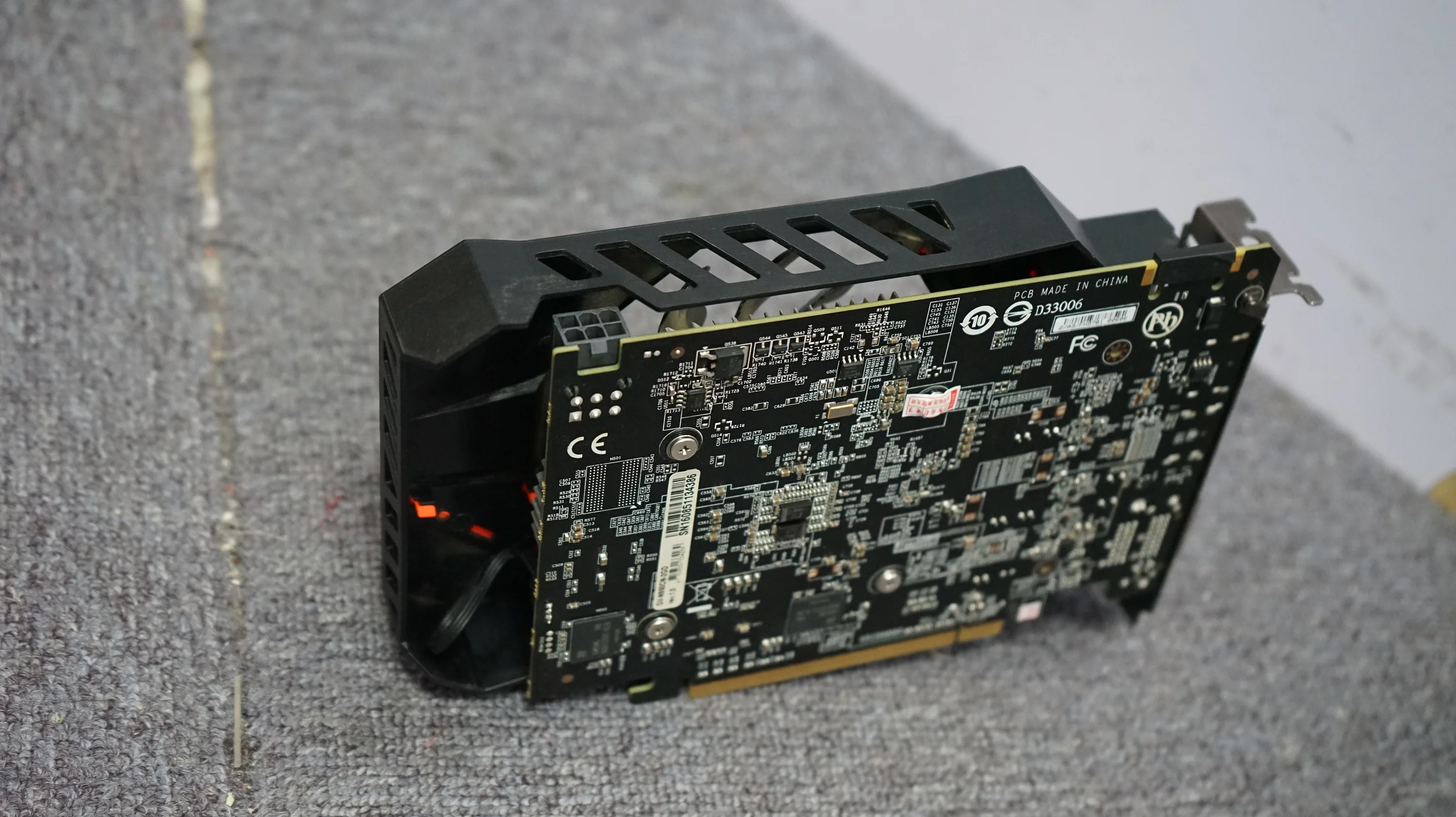 Gigabyte GV N950OC 2GD GT950 GTX950 2 ГБ DDR5 128 бит nVIDIA PC настольные графические карты PCI Express 3 0