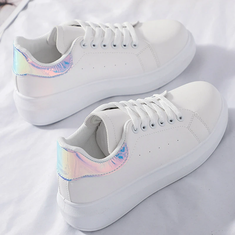 

Women Casual Shoes 2019 New Women Sneakers Fashion Breathable PU Leather Platform White Women Shoes Soft Footwears A25-19