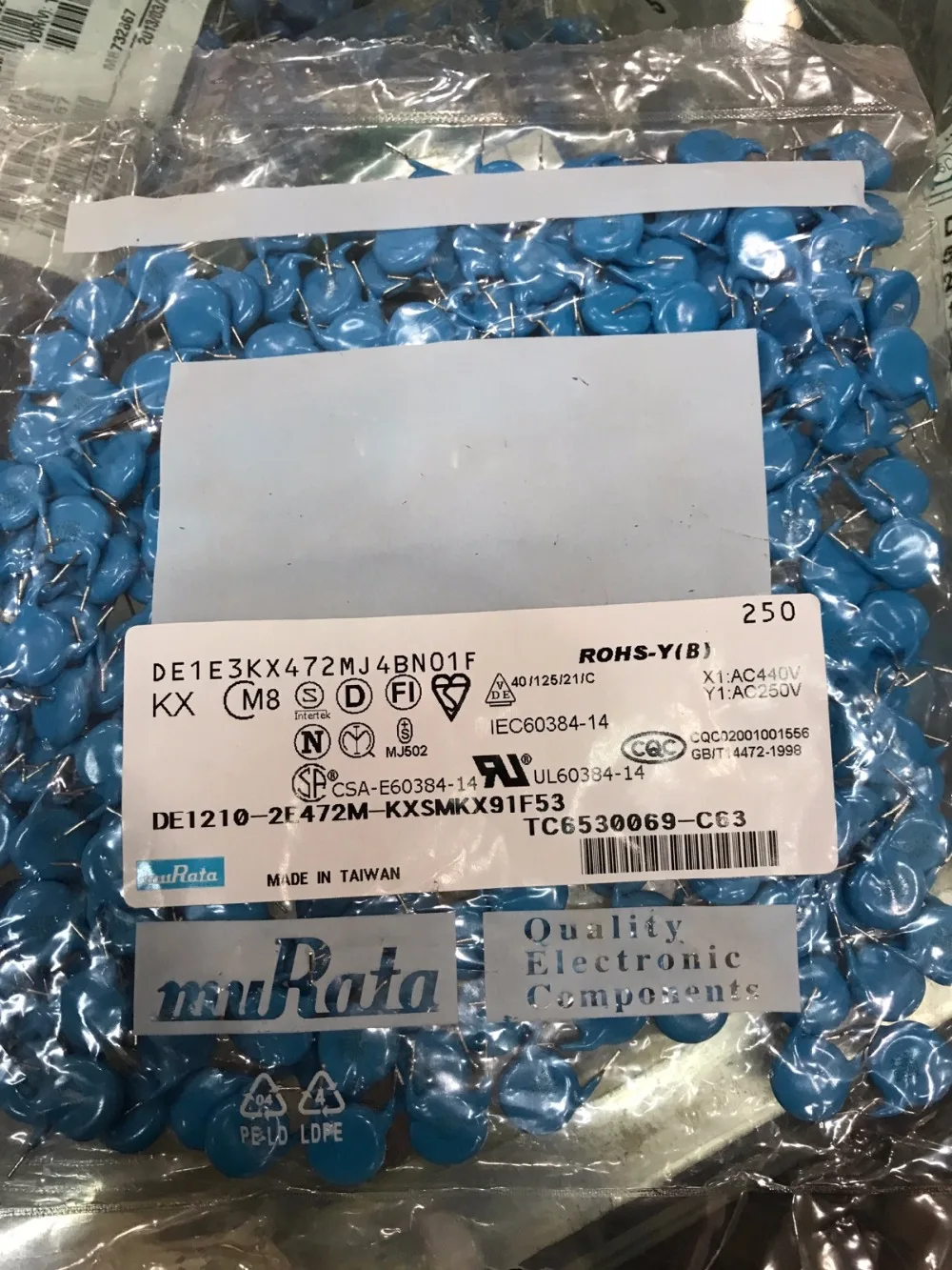 Новое и оригинальное DHR4E4A681K2BB 10KV681K 681K10KV 680PF HR Y Емкость