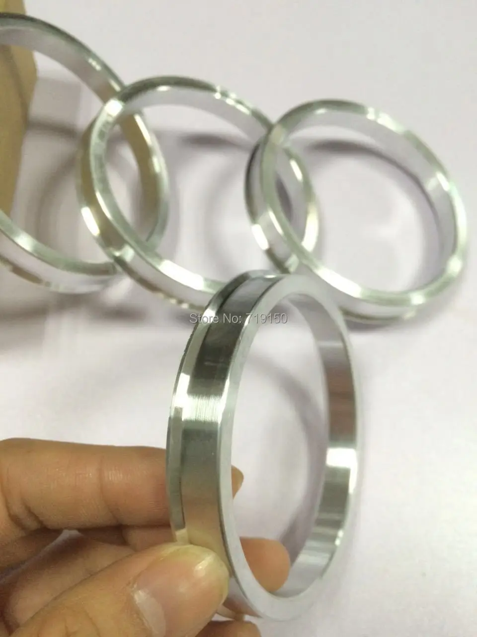 

4pieces/lots 73.1 TO 66.1 Hub Centric Rings OD=73.1mm ID= 66.1mm Aluminium Wheel hub rings Free Shipping