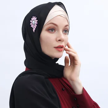 

Summer Muslim Hijab Scarf Chiffon Femme Rhinestone Pearl Hijabs Hui Women Headwears Headscarf Islamic Scarves Shawls and Wraps