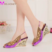 Lila Sommer Sandale Keilabsatz Peep Toe Strass Mode Frauen Kleid Schuhe Slingback Nachtclub Party Prom Schuhe Hochzeit Pumpen