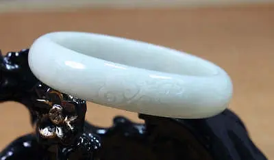 

0220 Shape Oval JADE JADEITE BRACELET BANGLE