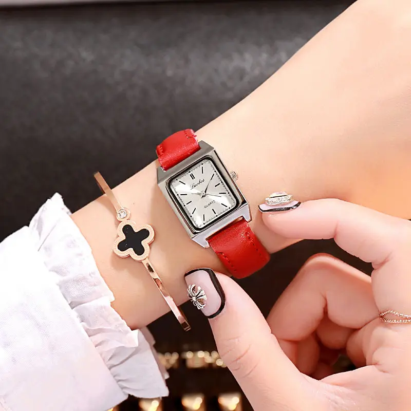 

Simple Square Small Dial Women Red Watch Luxury Brand Quartz Female Clock Retro Watches Vintage Leather Ladies Wristwatches