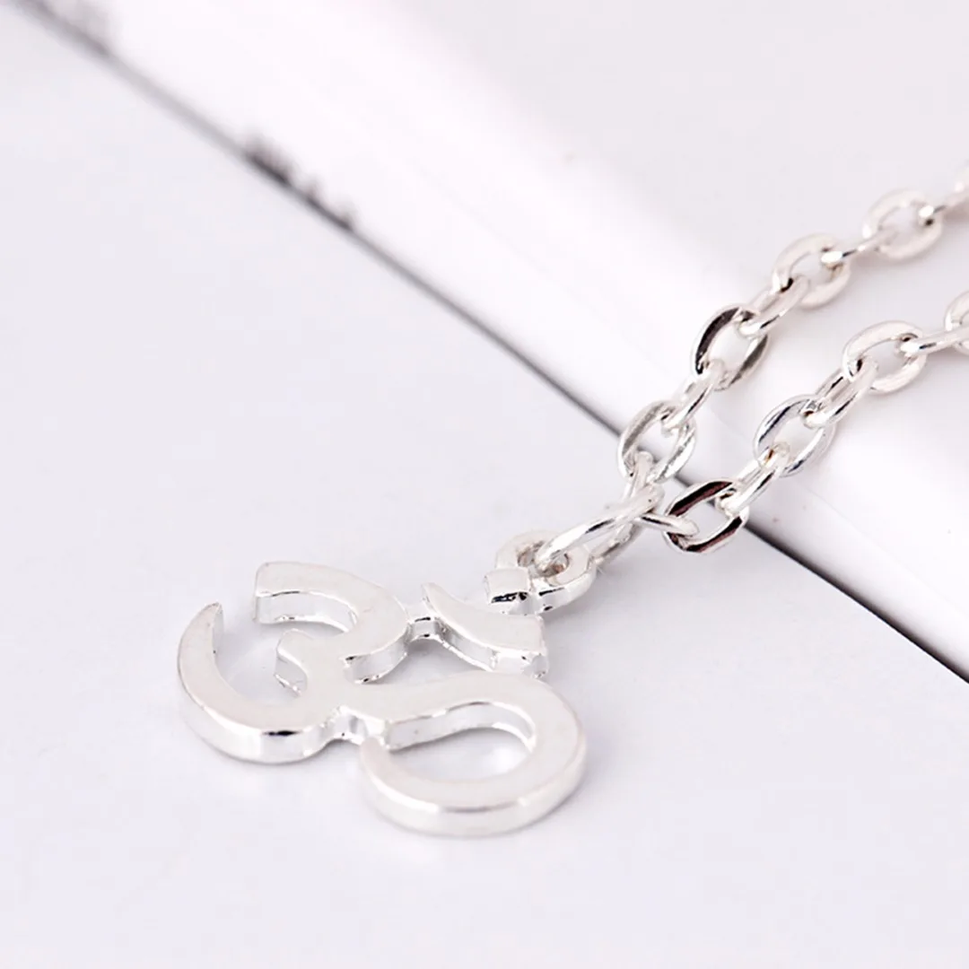 Charms Womens Silver Letter Yoga Anklet Elegant Simple Fashion Ankle Bracelet Popular Romantic Barefoot Shellhard Beach Jewelry